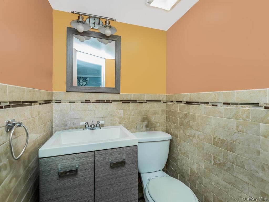199 W 179th Street thumbnail 17