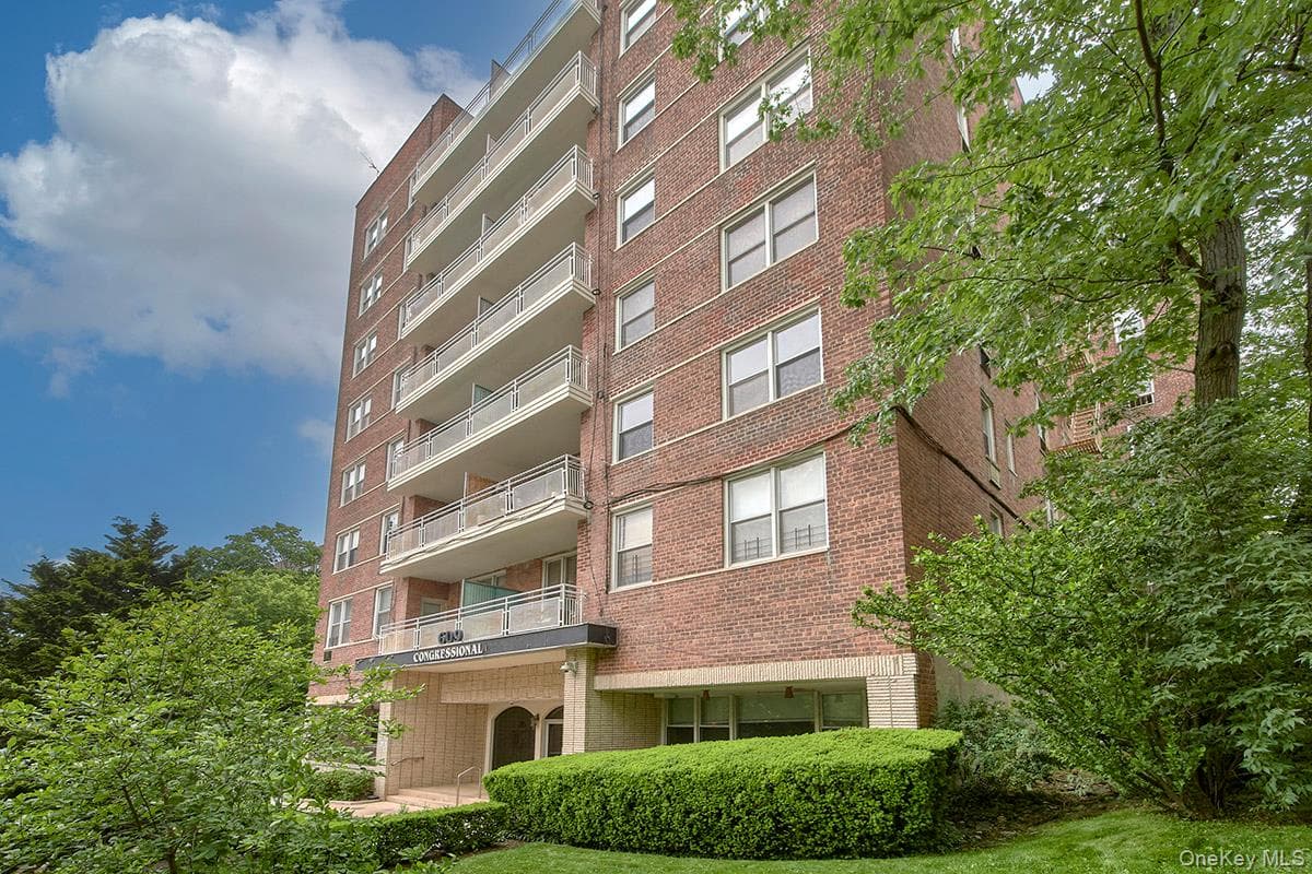 609 Kappock Street Unit: 3F, Bronx