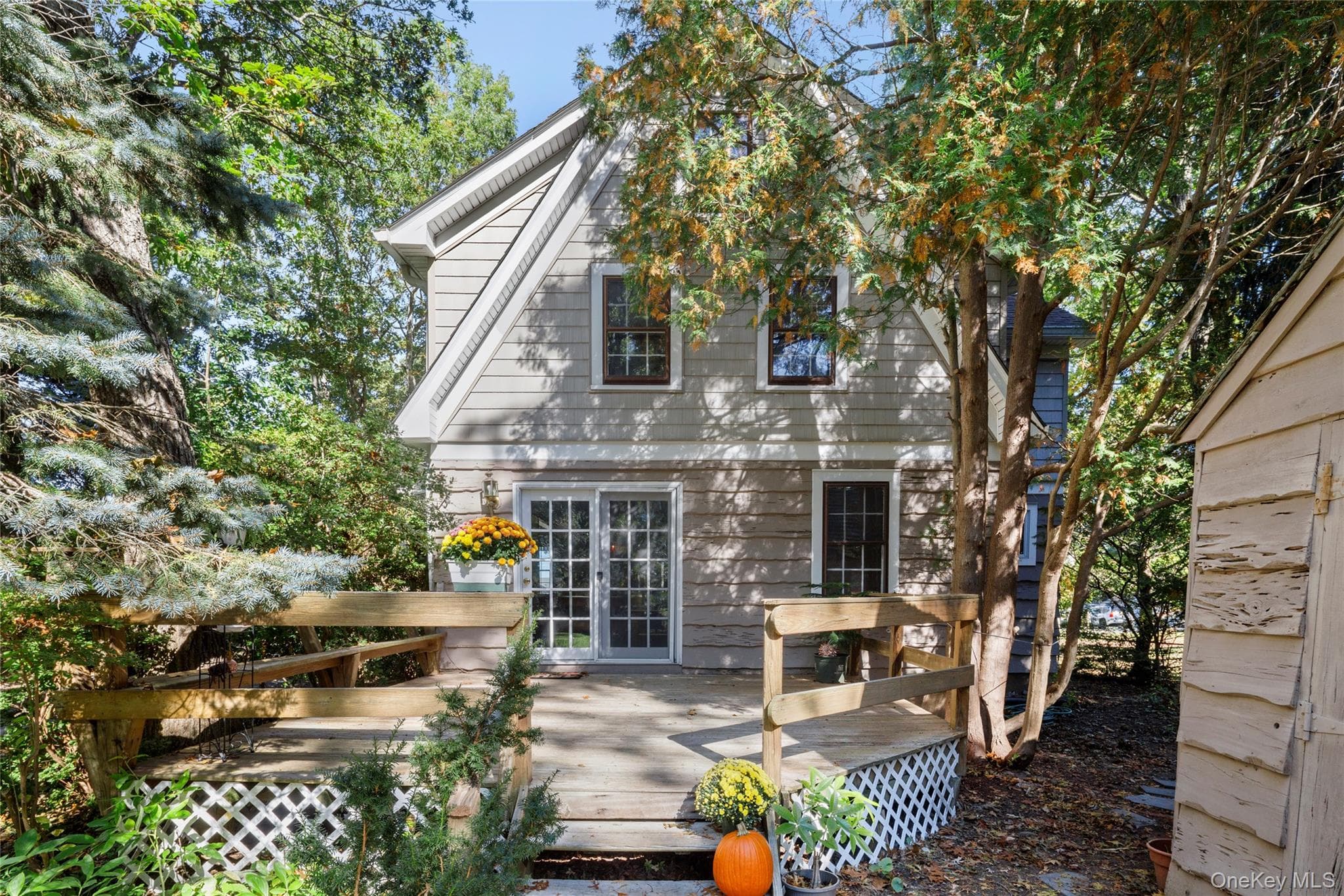 650 Grove Drive thumbnail 18