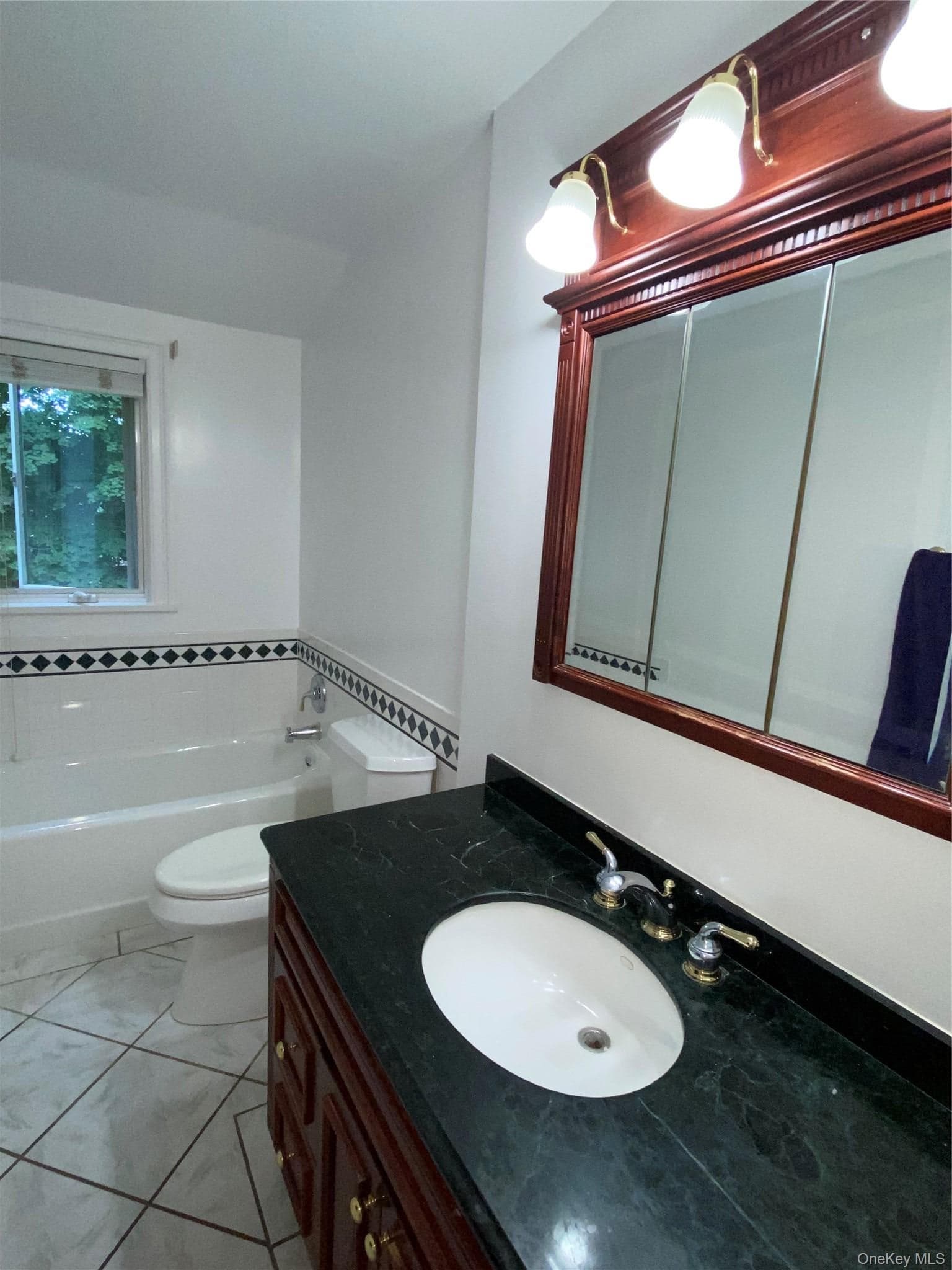 224 Center ST thumbnail 15