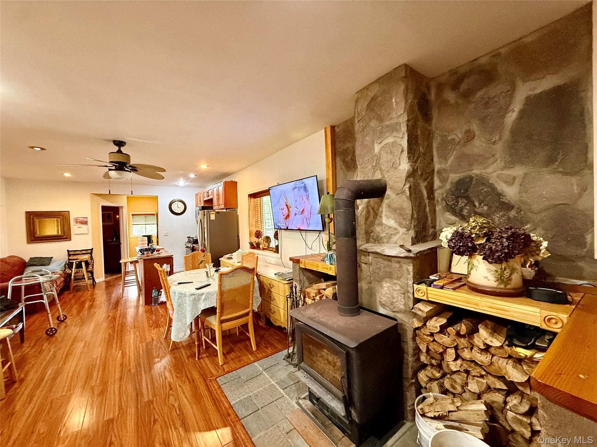 23 Woodland Way thumbnail 21