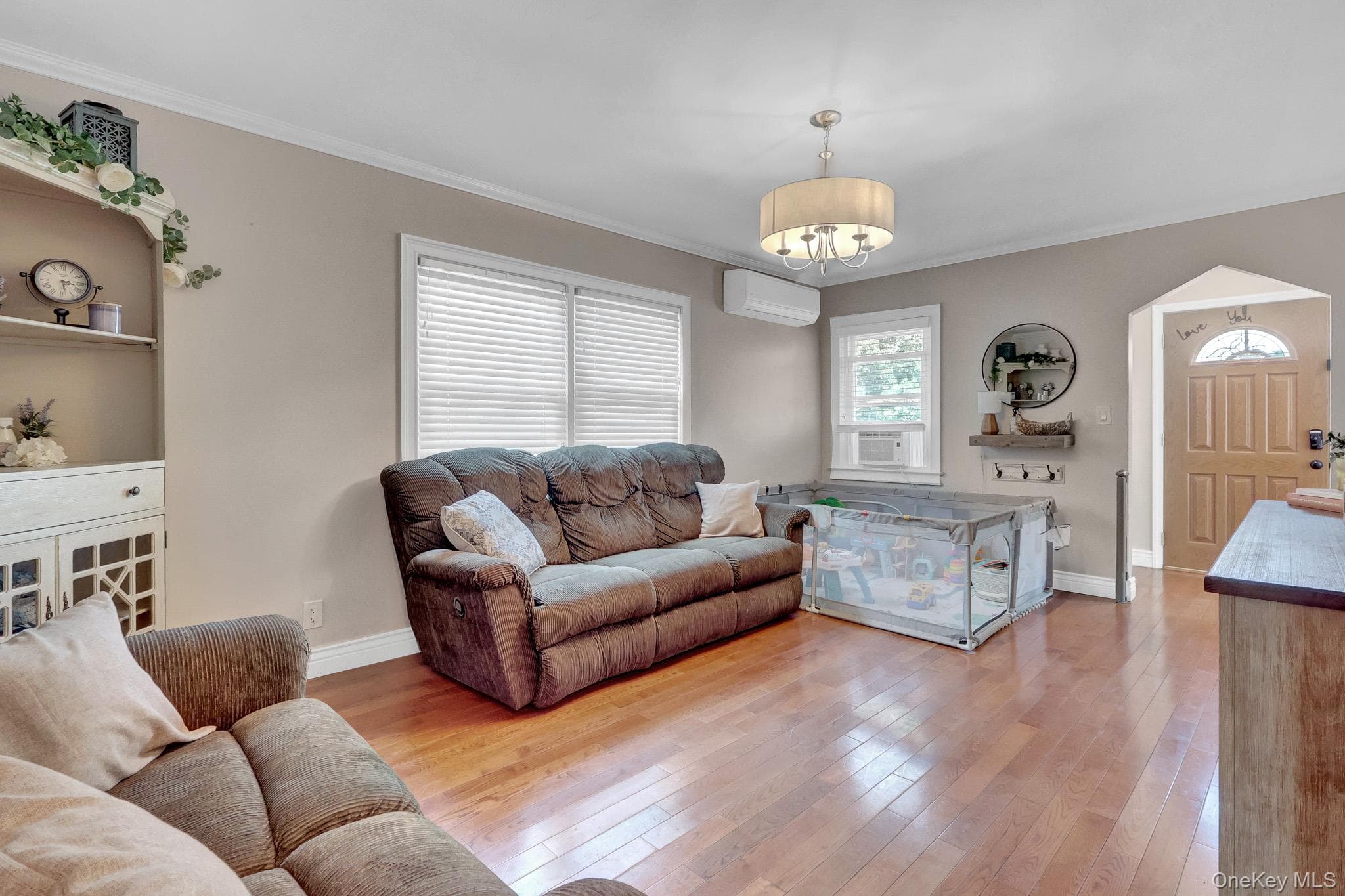 410 Clive Place thumbnail 6