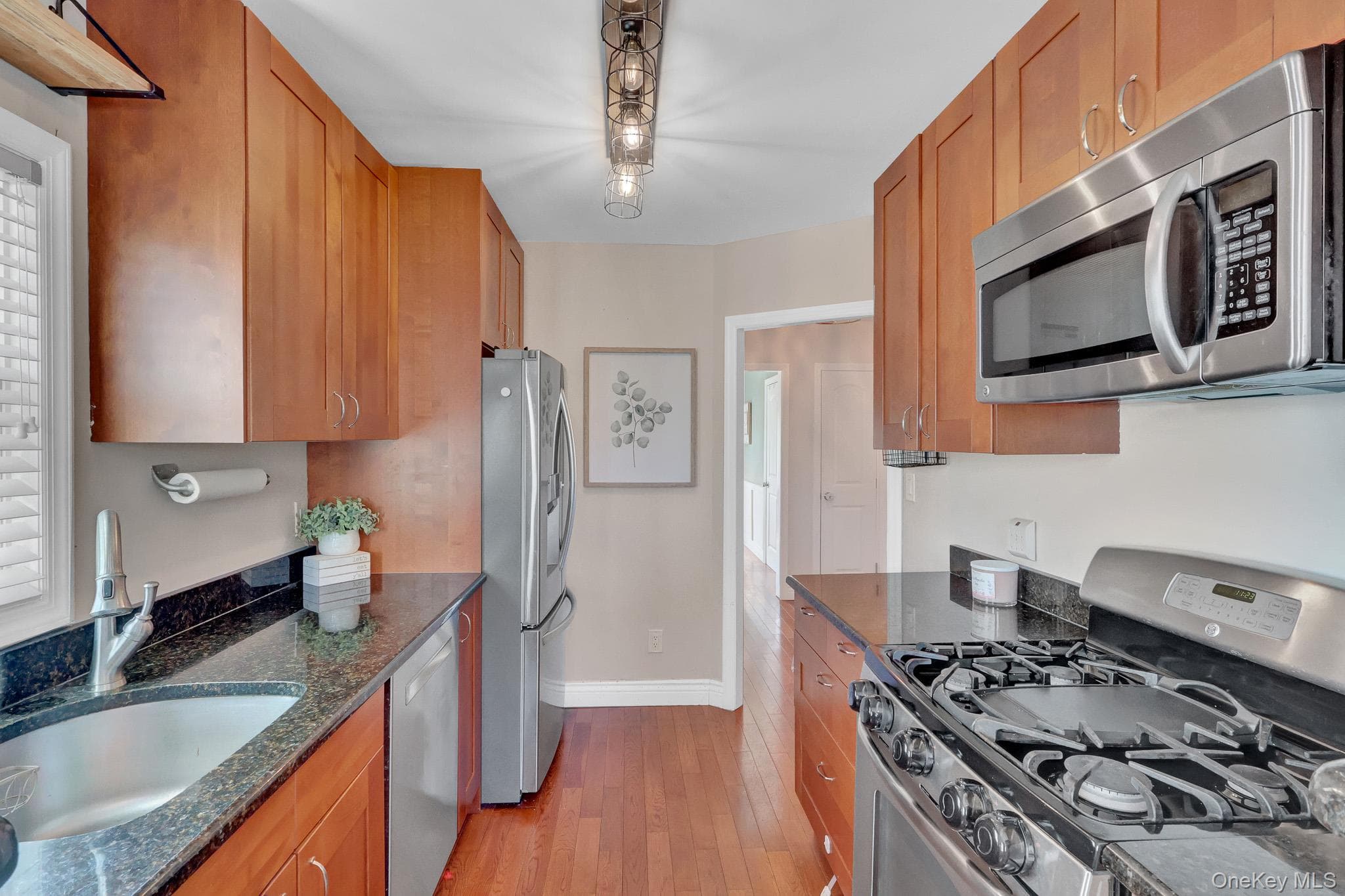 410 Clive Place thumbnail 10
