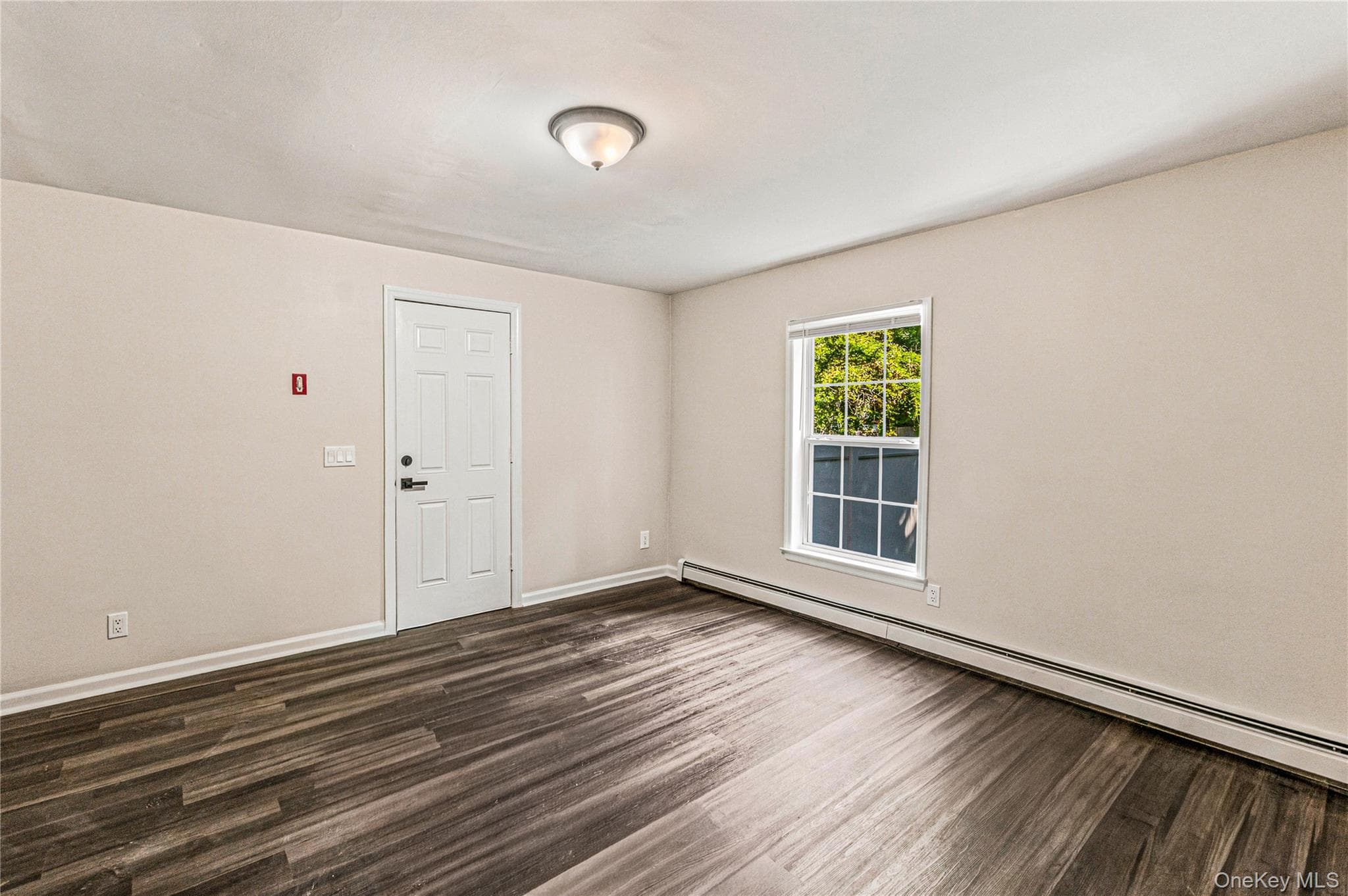 155 Moriches Avenue thumbnail 6