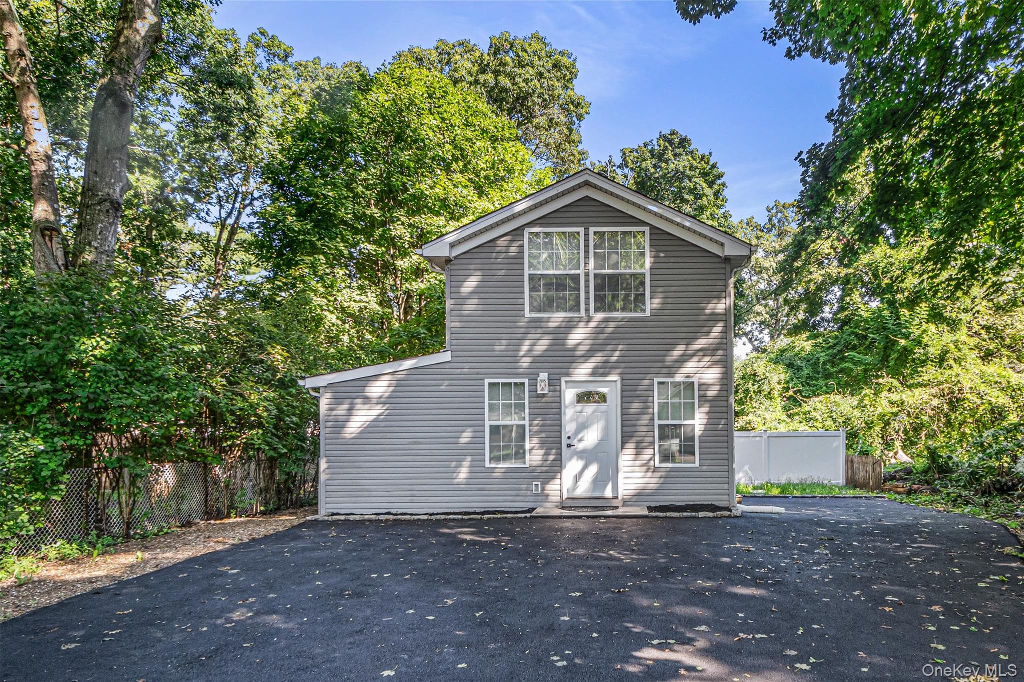 155 Moriches Avenue, Mastic
