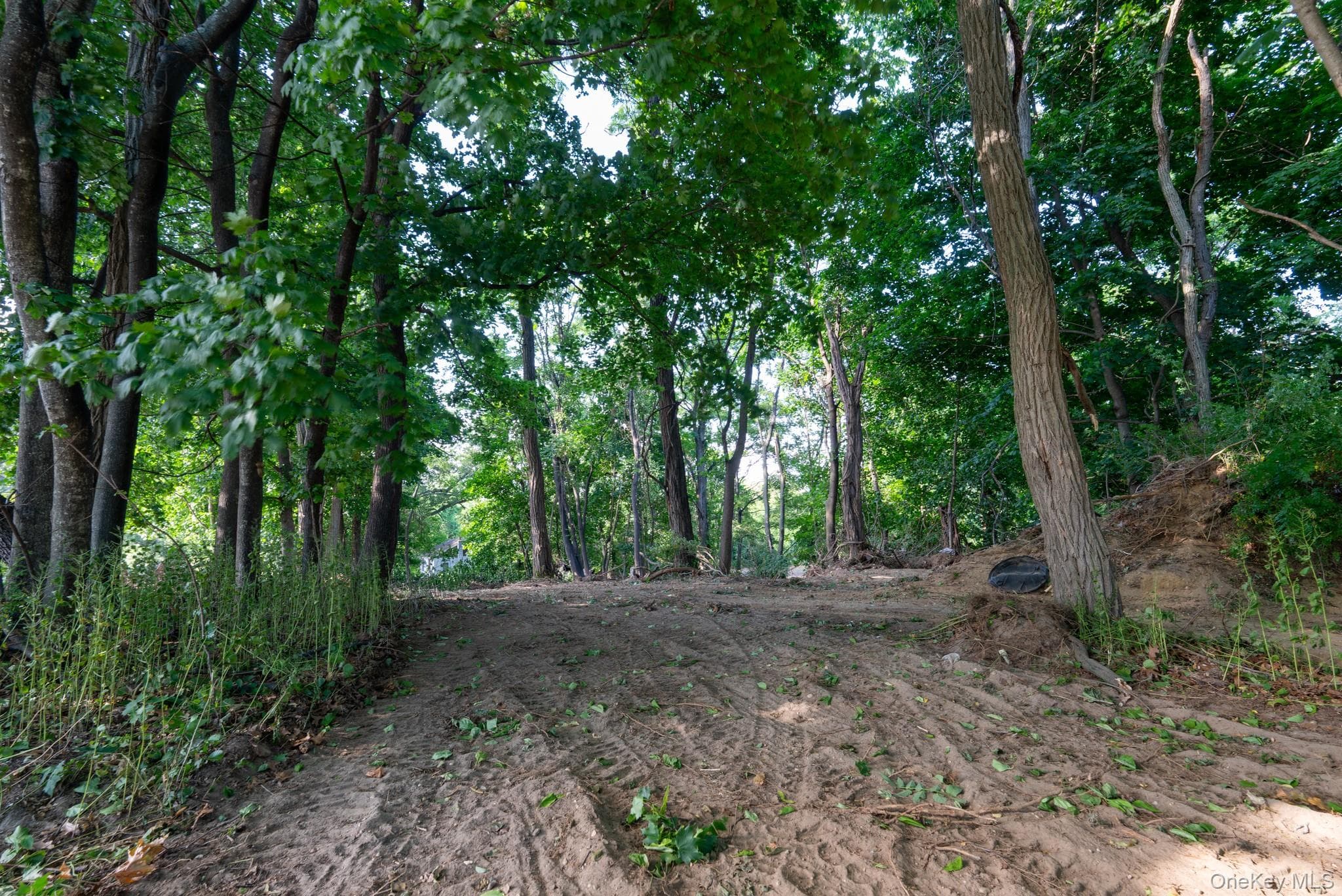 357 Smithtown Boulevard thumbnail 13