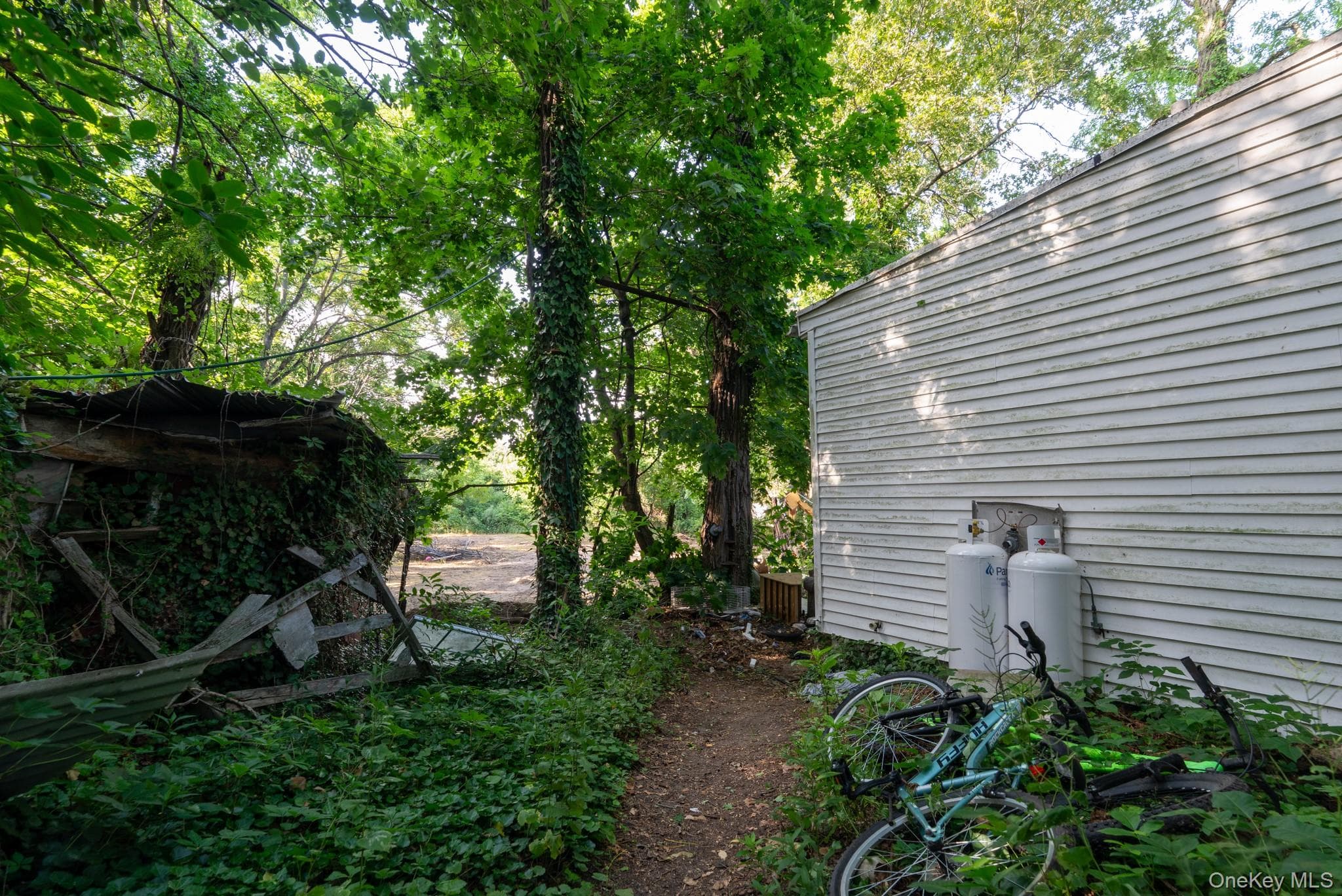 357 Smithtown Boulevard thumbnail 24