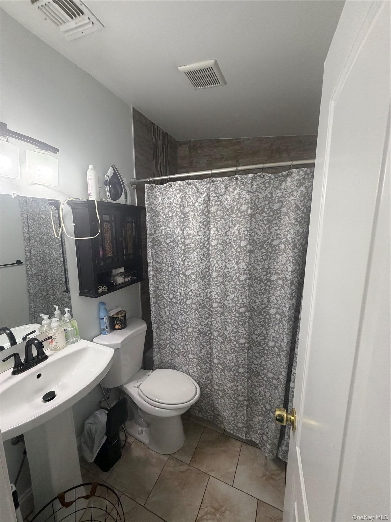 1013 Merriam Road thumbnail 13