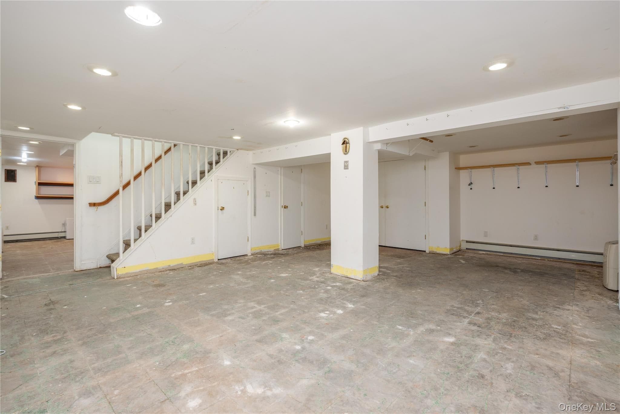 2 Whitman Road thumbnail 19