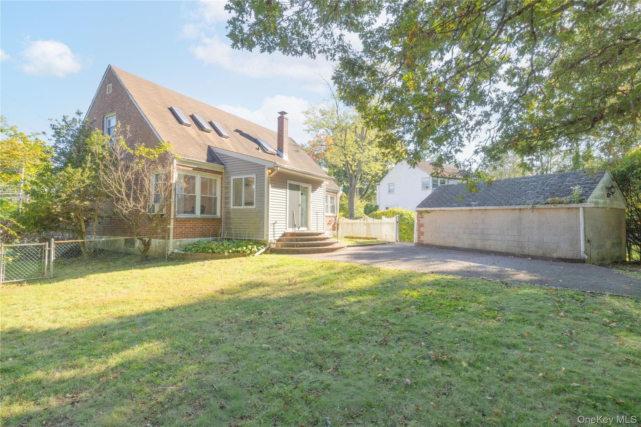 2 Whitman Road thumbnail 26