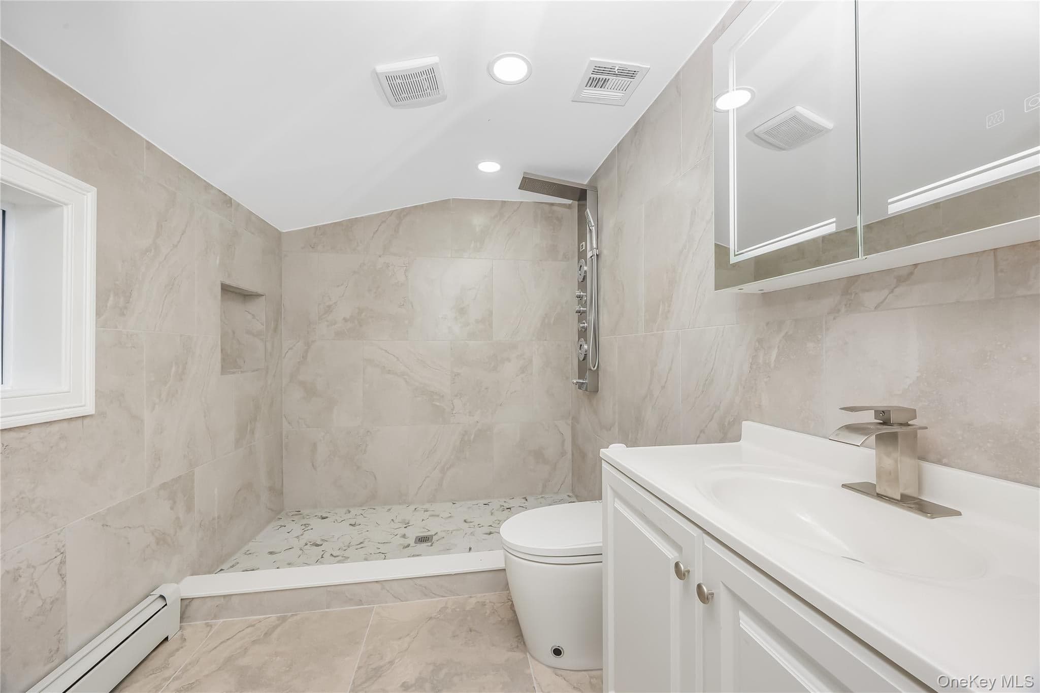 1115 Jackson Place thumbnail 23