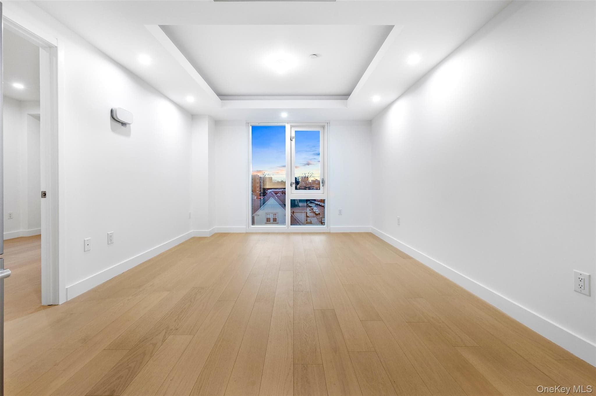 150-02 Northern Boulevard Unit: 3B thumbnail 8