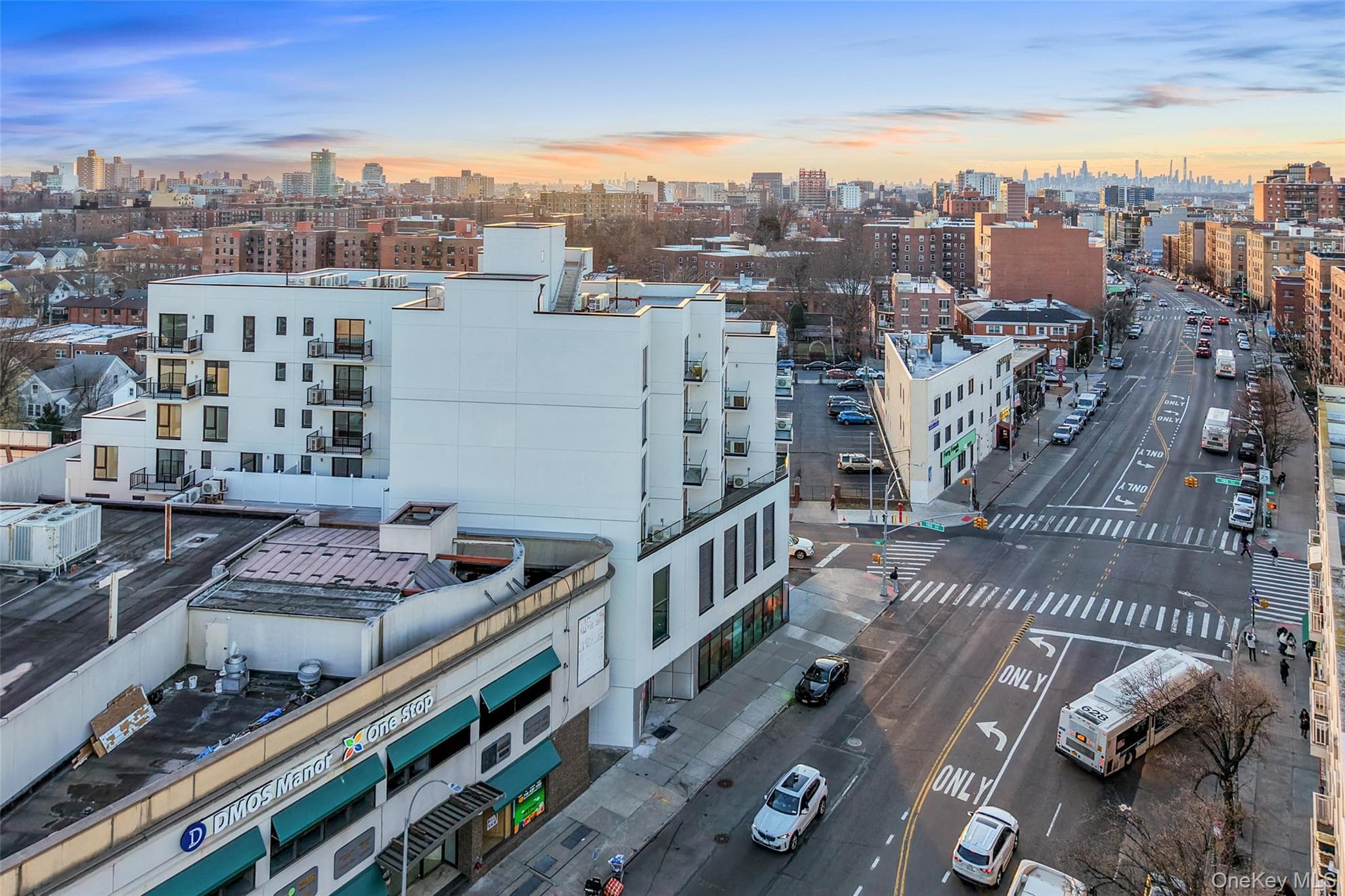 150-02 Northern Boulevard Unit: 3B thumbnail 3