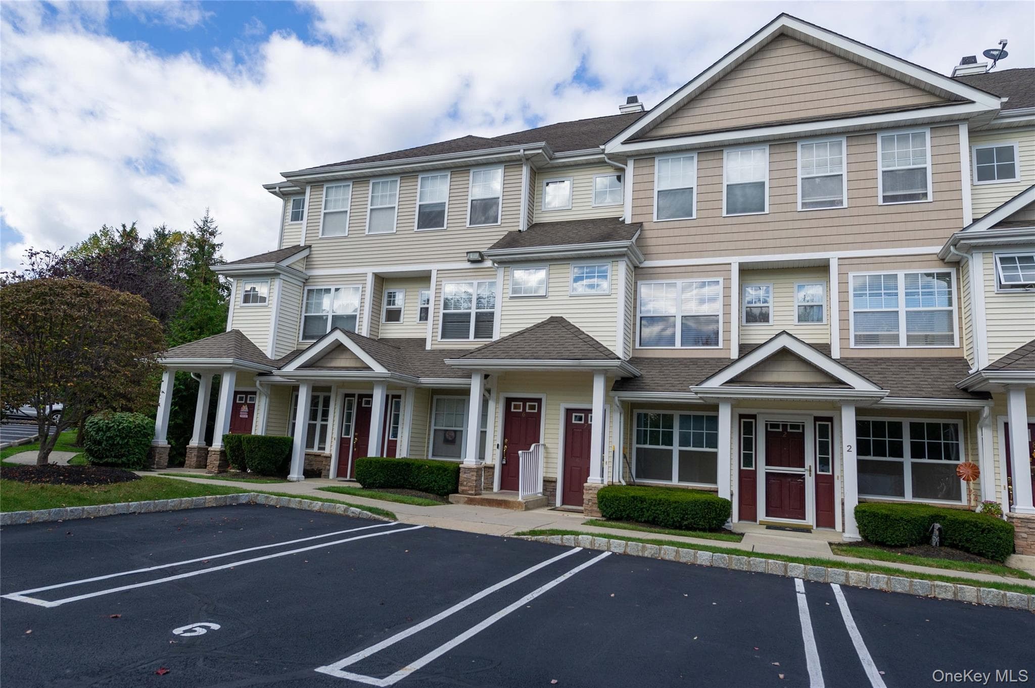 19 Putters Way Unit: 6, Middletown