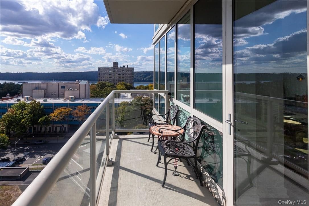 640 W 237th Street Unit: 12B thumbnail 3