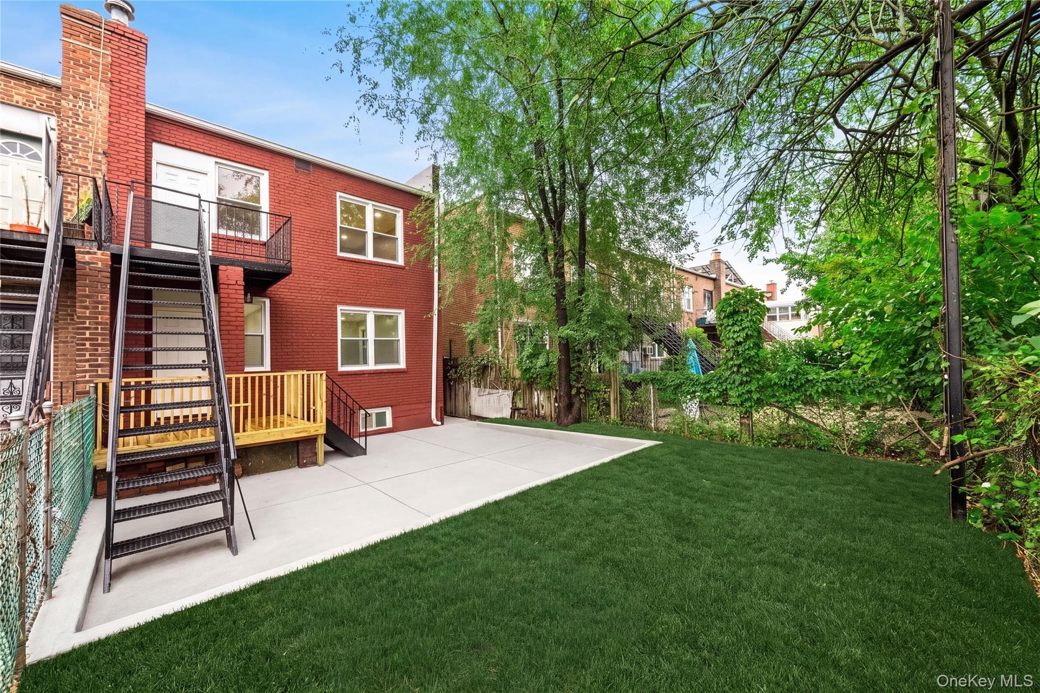688 Remsen Avenue thumbnail 37