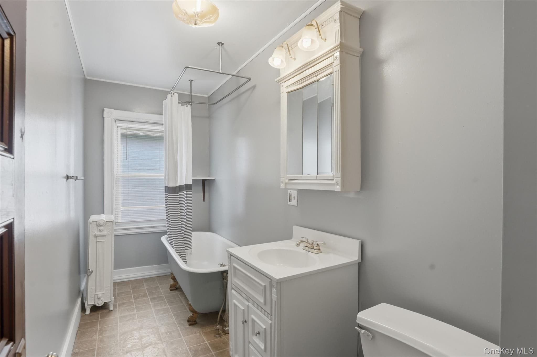 8 Sullivan Avenue thumbnail 36