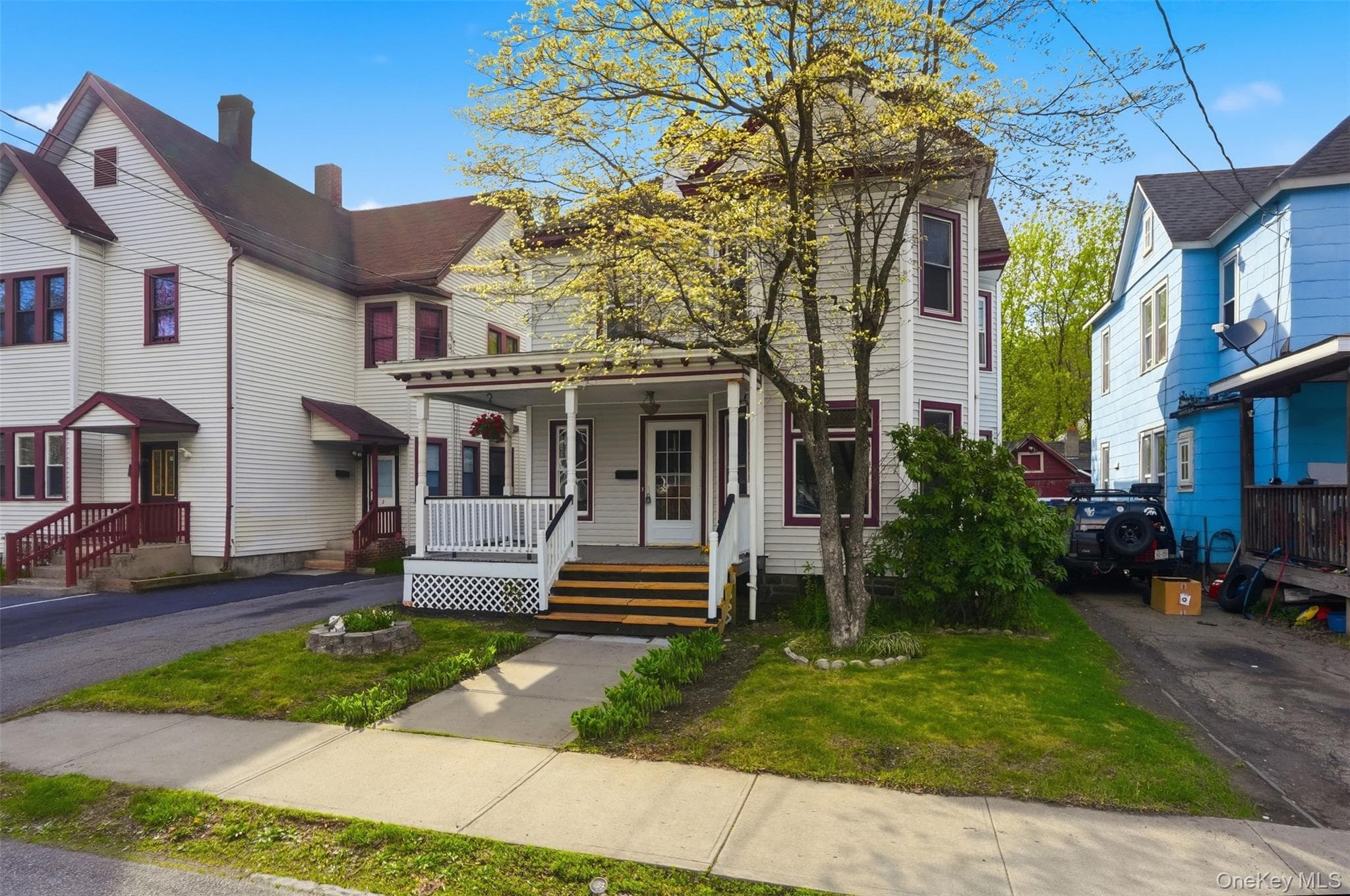8 Sullivan Avenue thumbnail 3