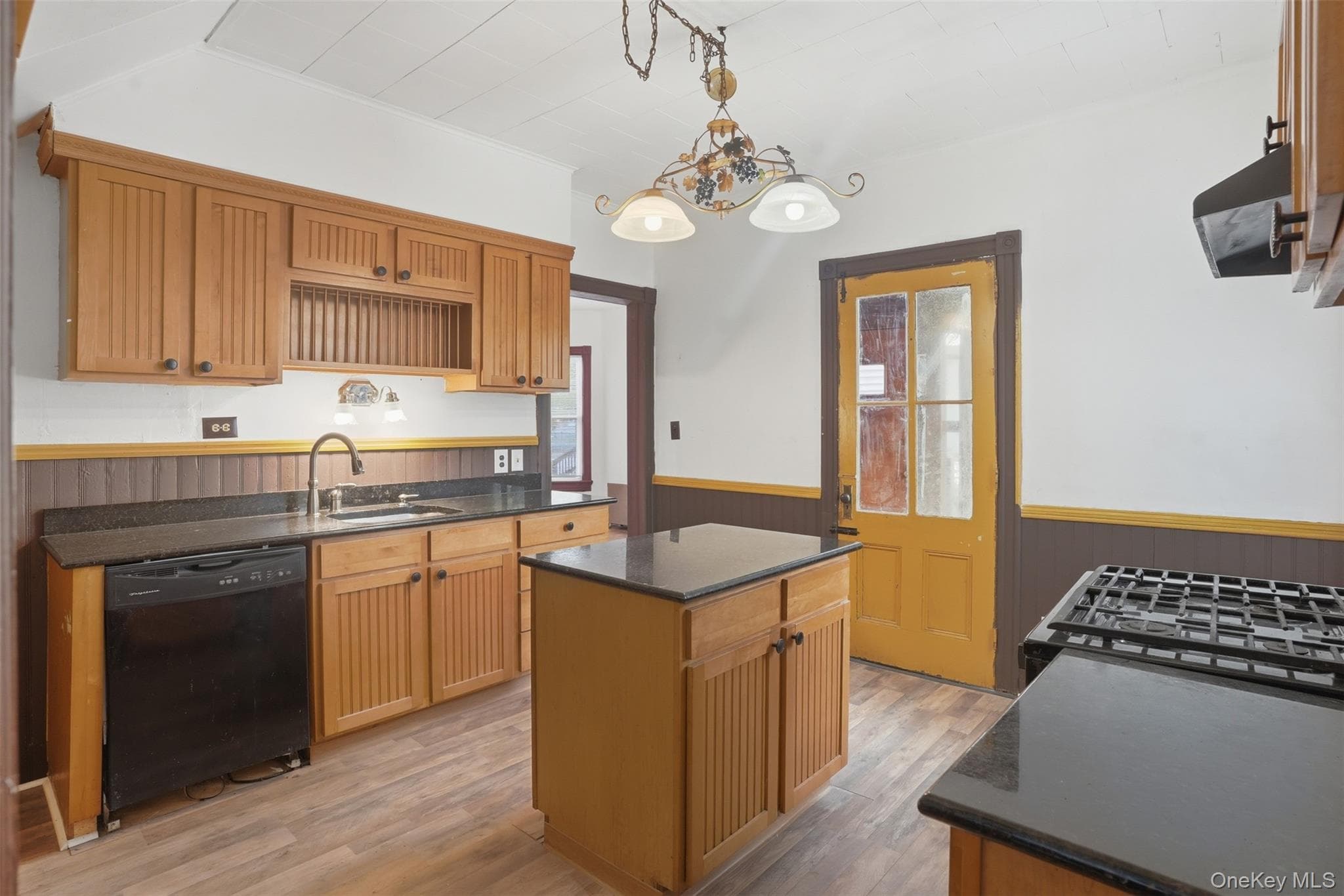 8 Sullivan Avenue thumbnail 29