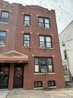 41-26 74th St St, Elmhurst
