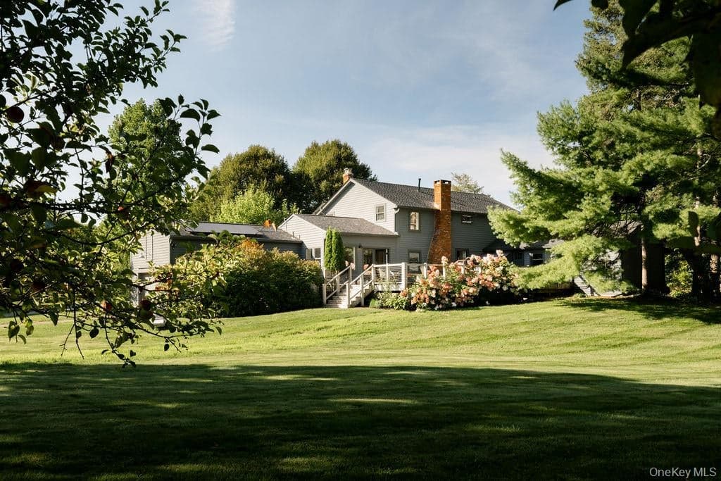 316-320 Clinton Hollow Road, Salt Point