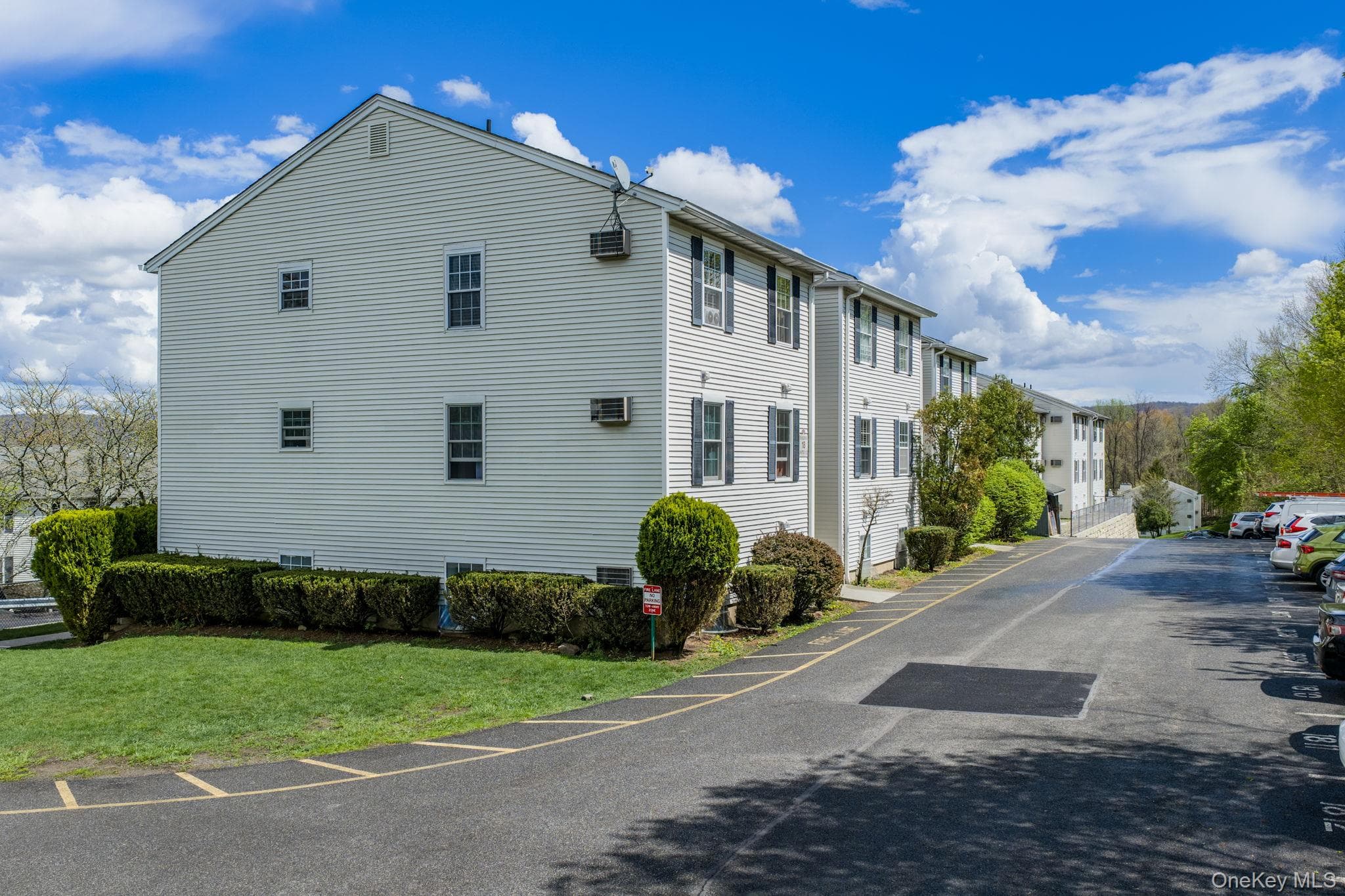 18 Lexington Hill Unit: 8, Harriman