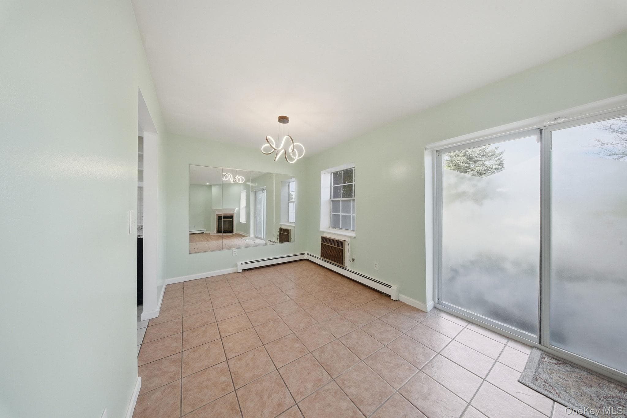 18 Lexington Hill Unit: 8 thumbnail 8