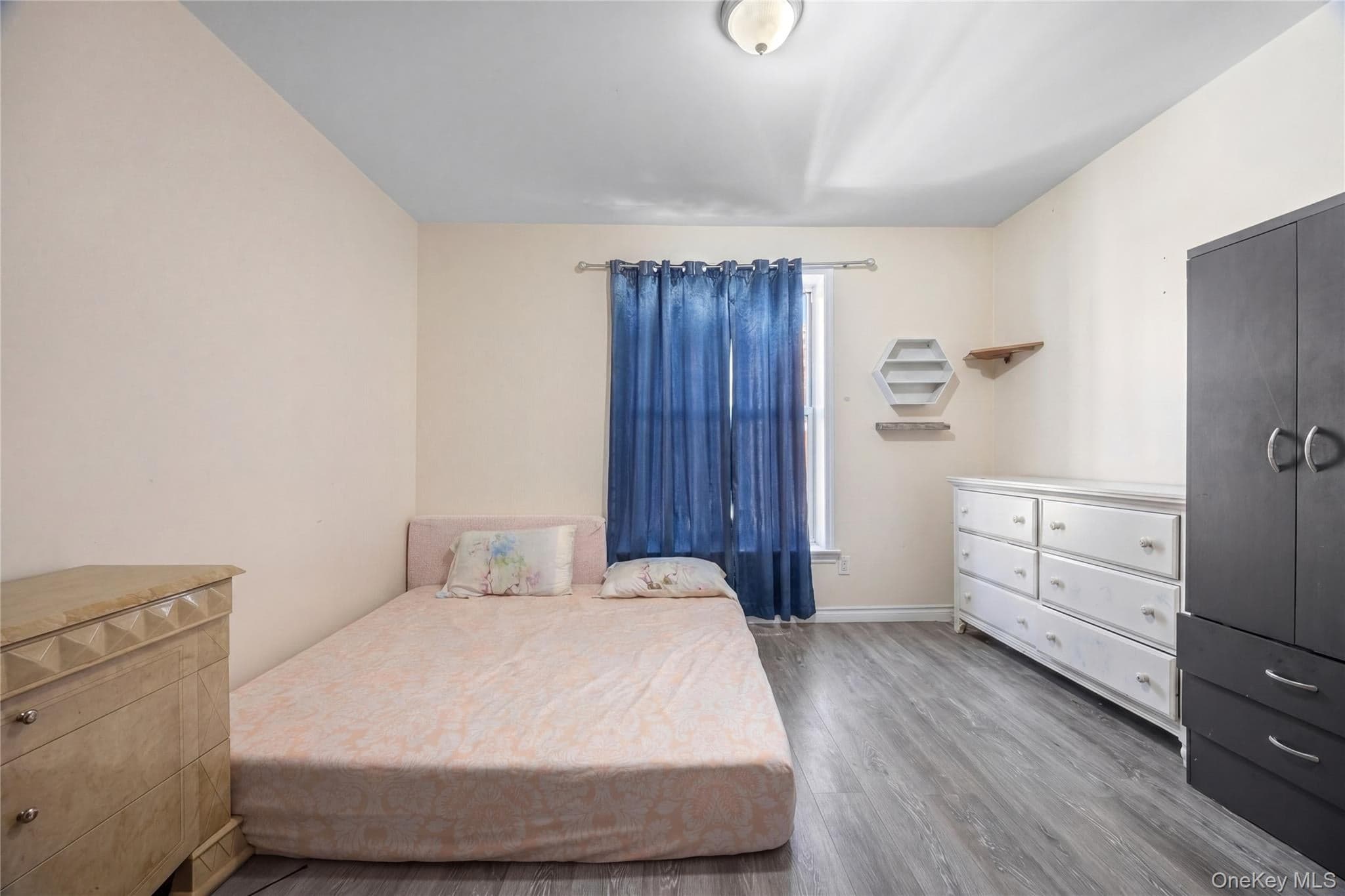 2412 Grand Avenue thumbnail 35