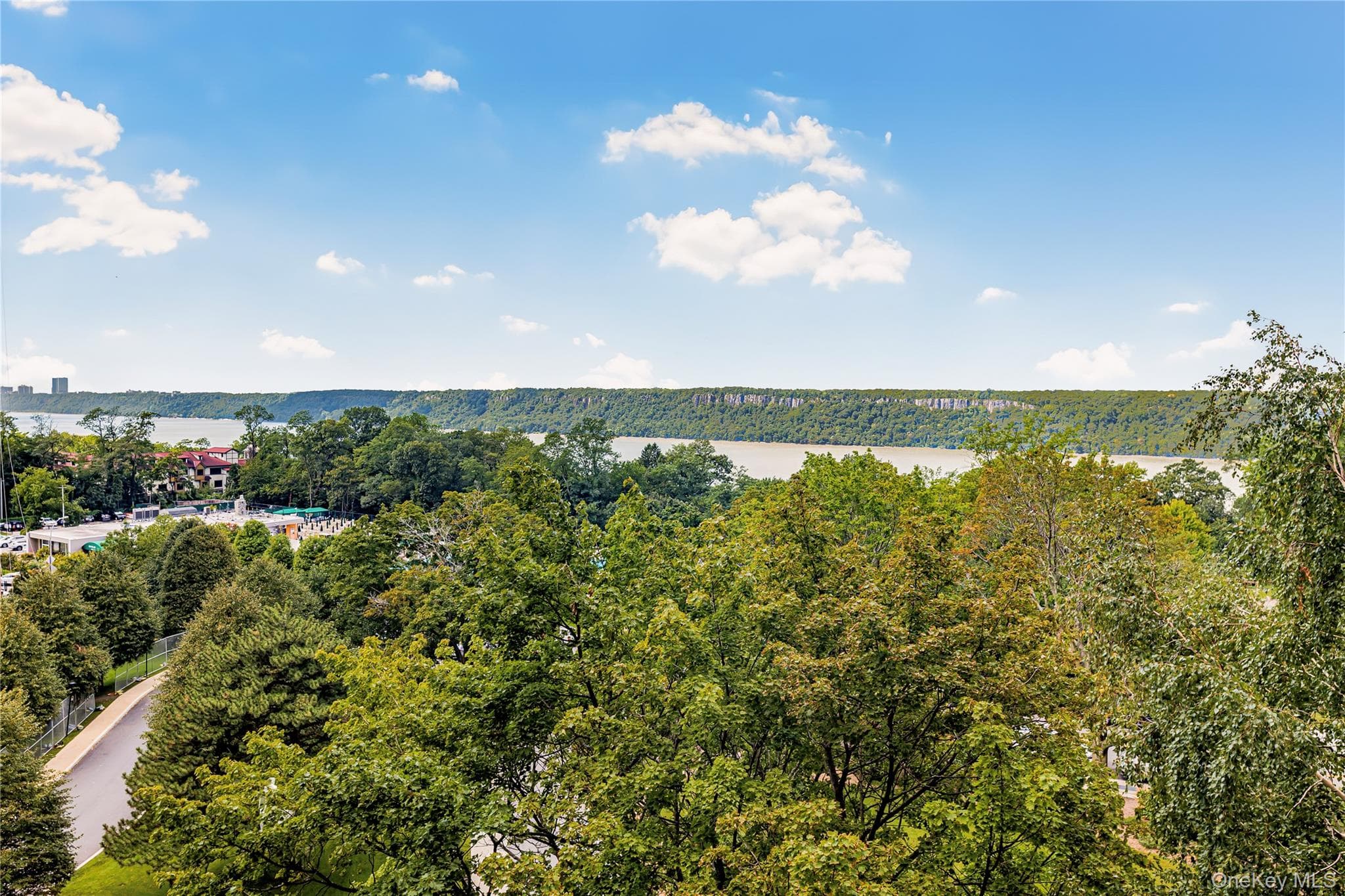 5800 Arlington Avenue Unit: 7L thumbnail 8