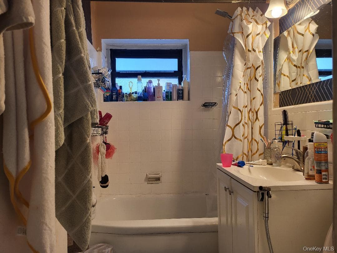 202-35 Foothill Avenue Unit: A42 thumbnail 7