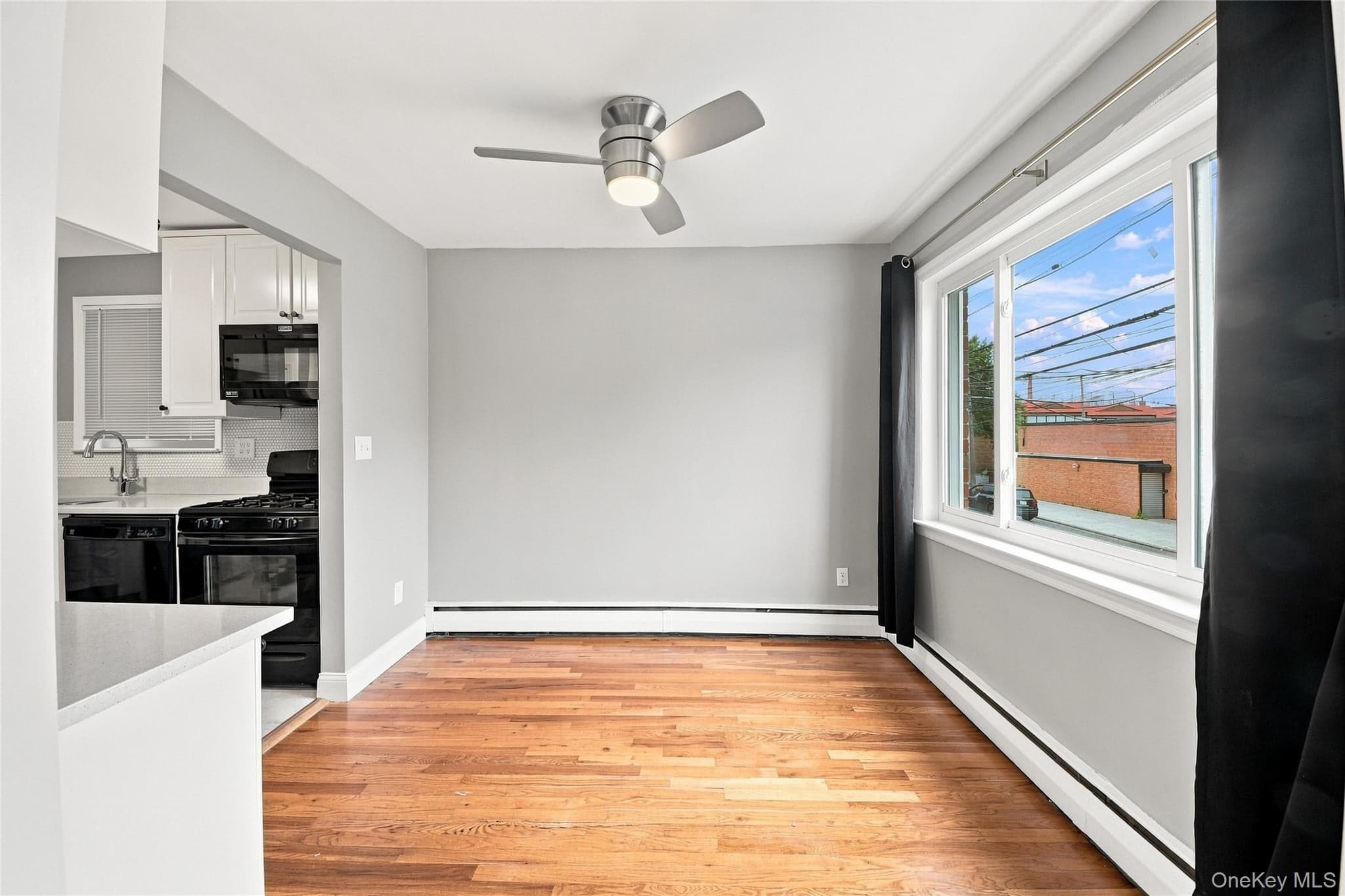 1812 Fowler Avenue Unit: 2 thumbnail 7