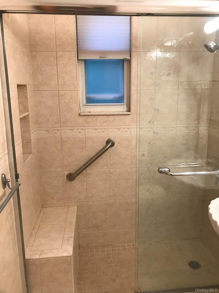 261-29 Langston Ave Ave Unit: b thumbnail 2