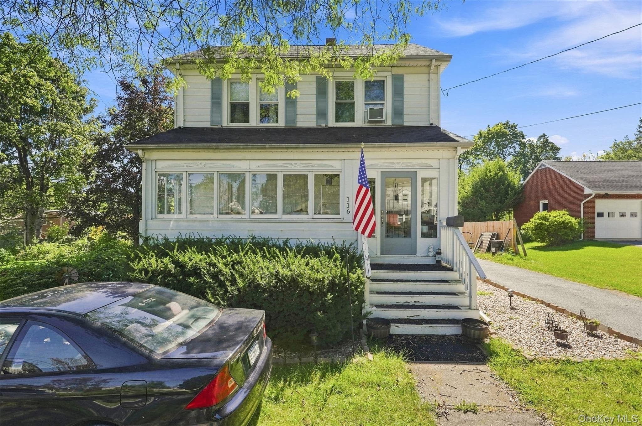116 E Cedar Street thumbnail 2