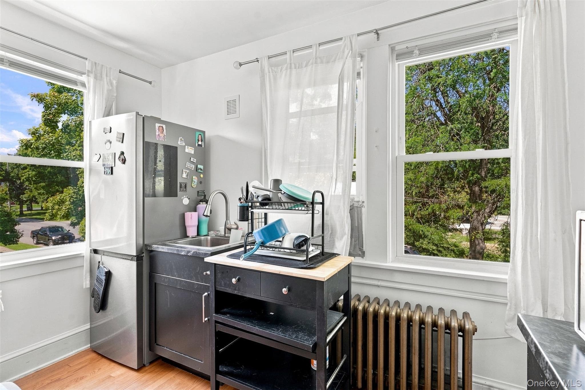 116 E Cedar Street thumbnail 13