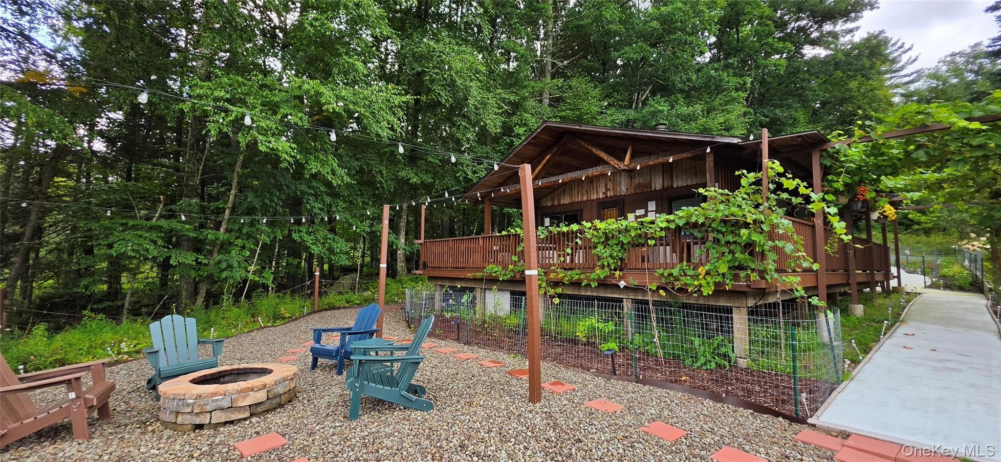 586 Lake Shore Lane, Narrowsburg