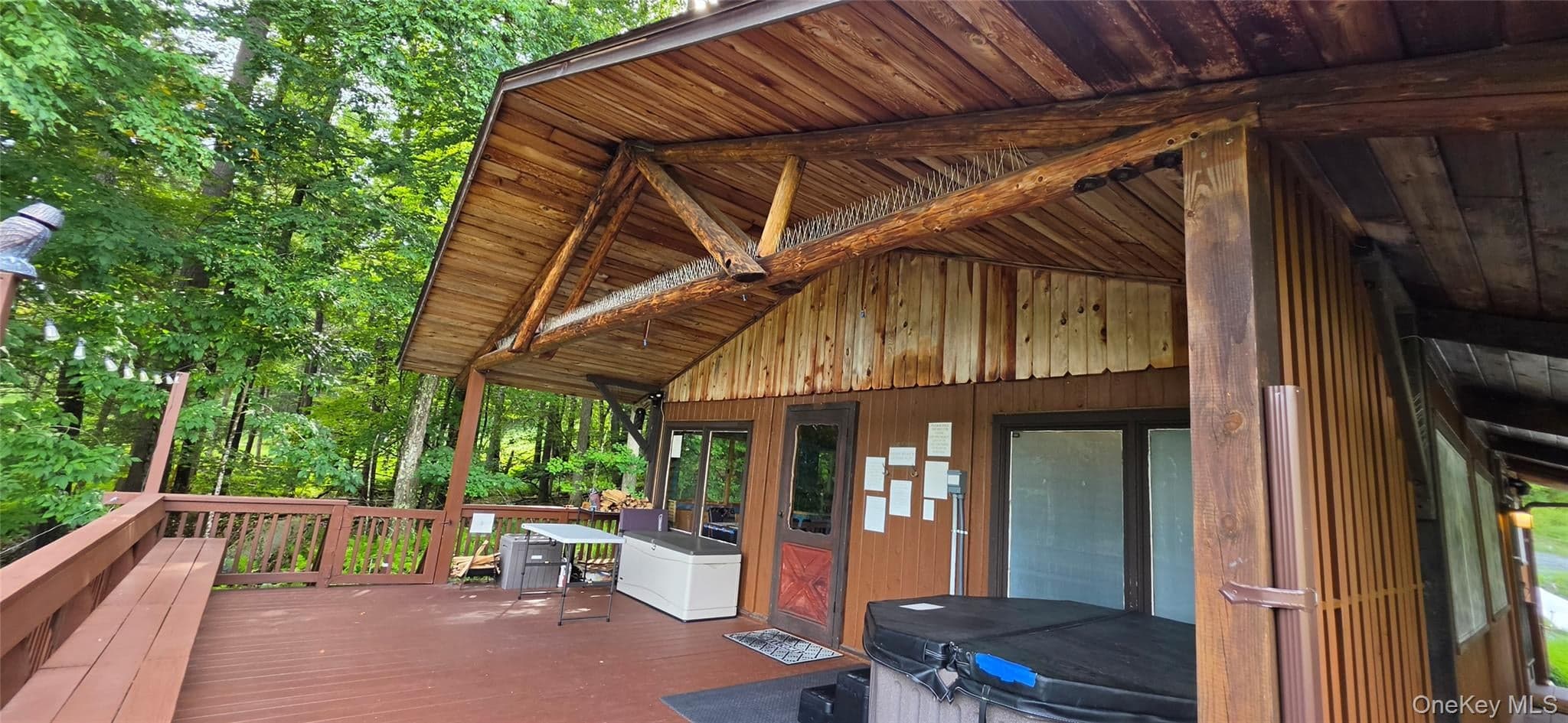 586 Lake Shore Lane thumbnail 22