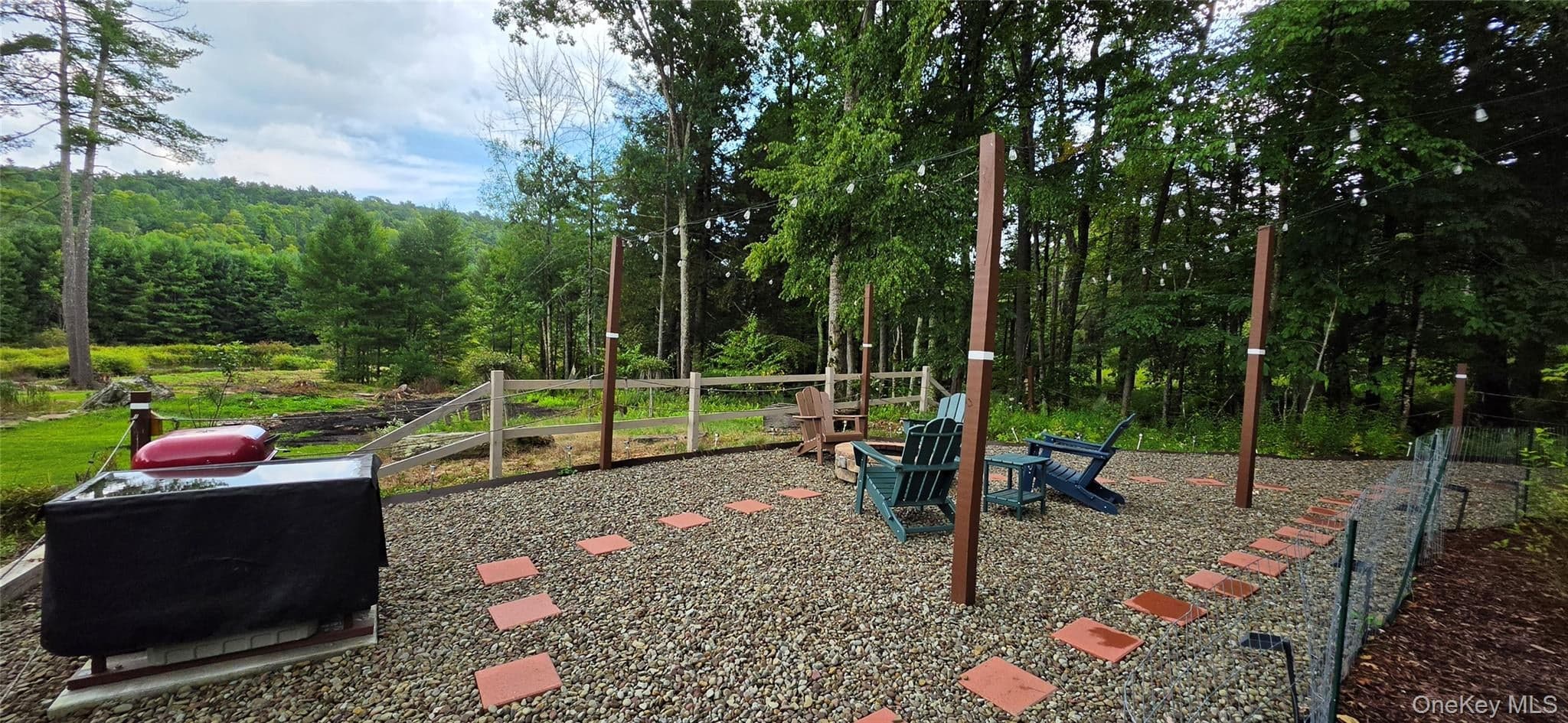 586 Lake Shore Lane thumbnail 25