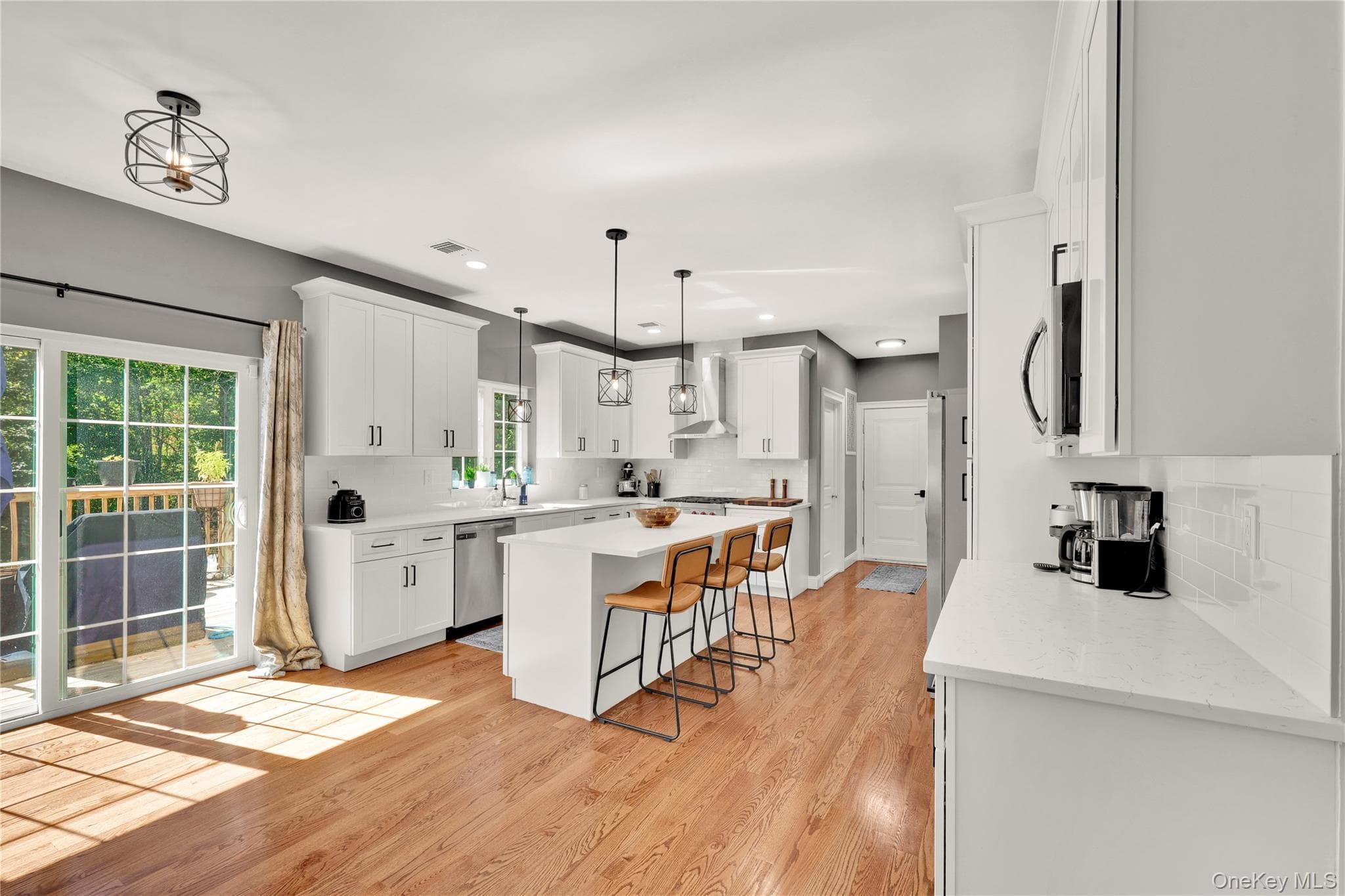 112 Elise Drive thumbnail 13