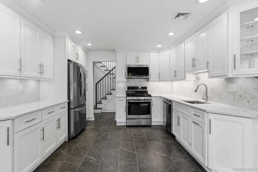 185 Harvard Drive thumbnail 17