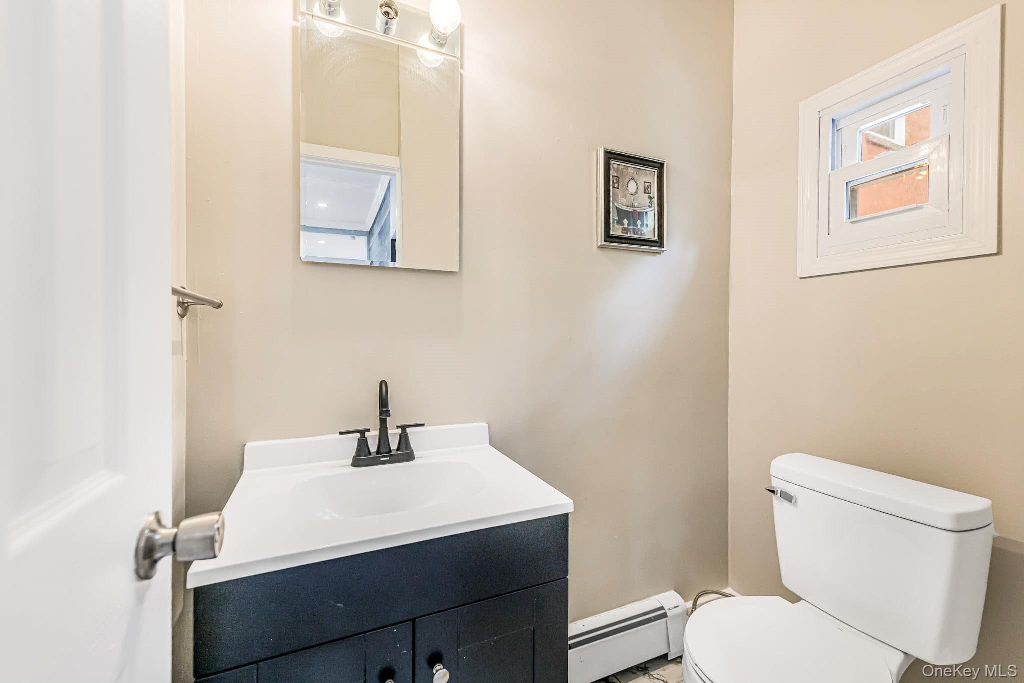 735 E 211th Street thumbnail 10