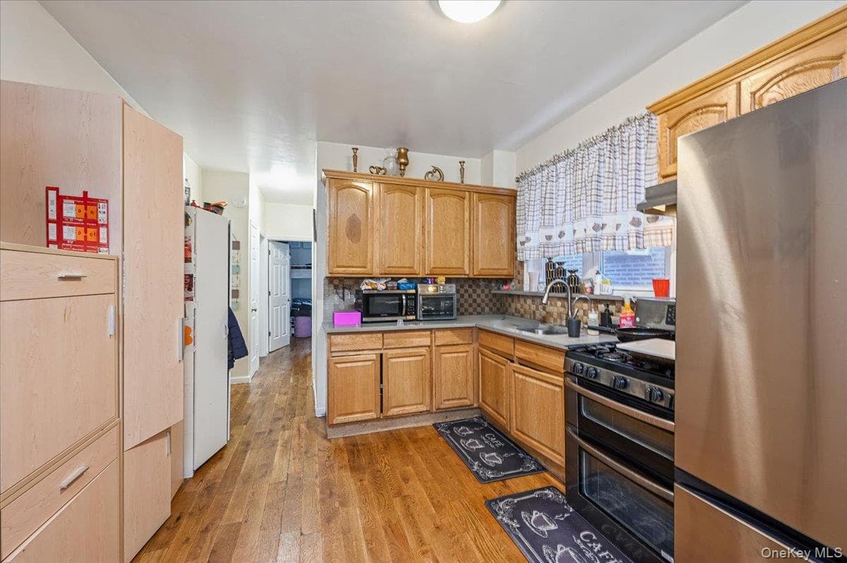 1065 Stell Place thumbnail 21