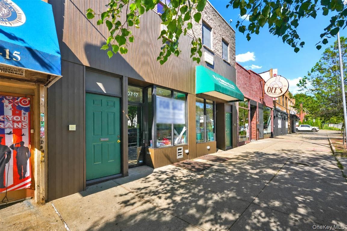 107-17 Metropolitan Avenue thumbnail 4