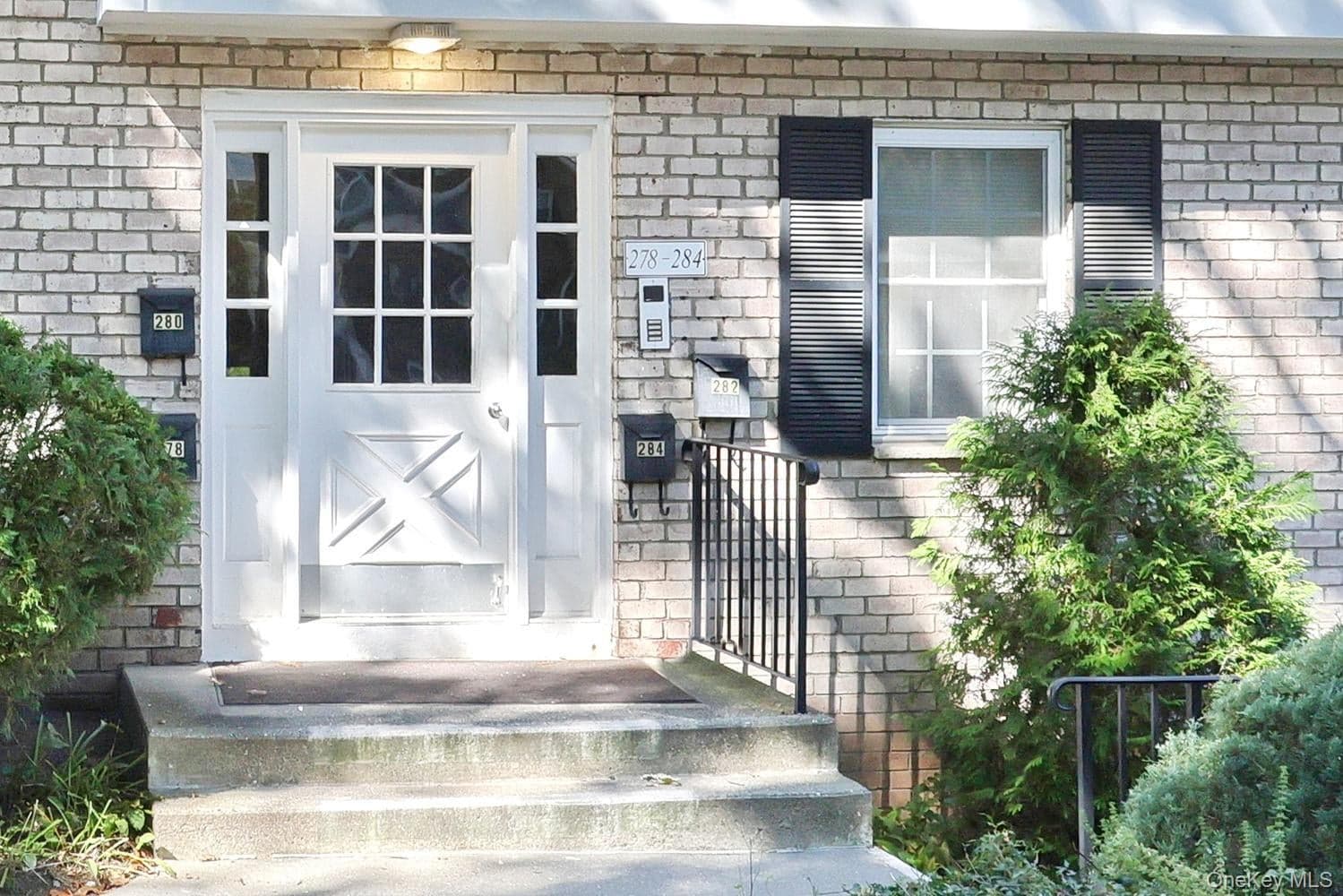 280 Parkside Drive thumbnail 2