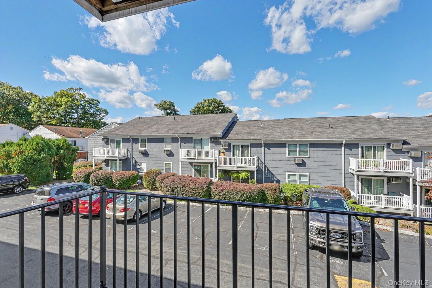 280 Parkside Drive thumbnail 19