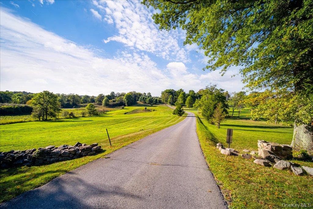 349 Sarah Wells Trail thumbnail 9