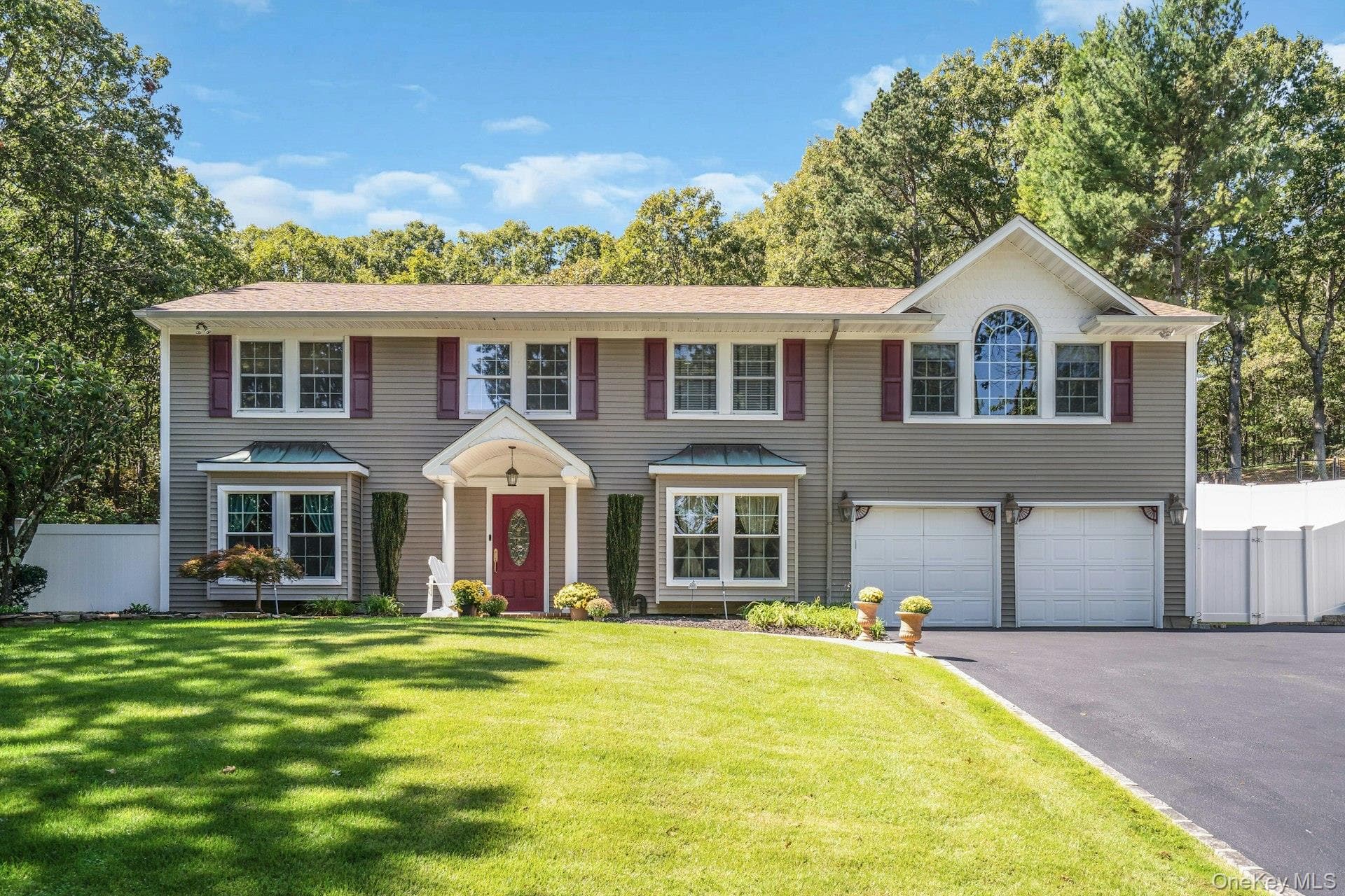 43 Stonehurst Lane photo 1