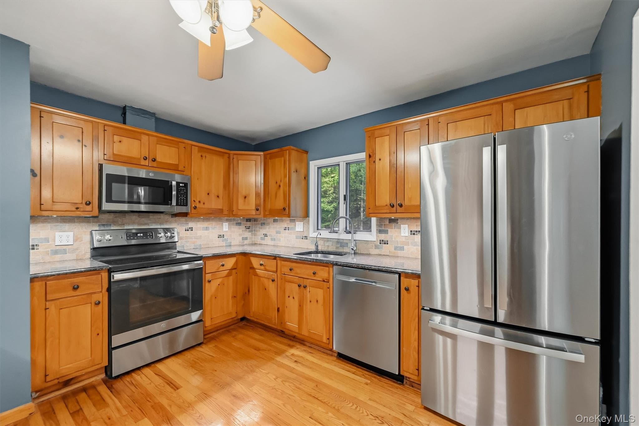 1426 E Mombasha RD thumbnail 11