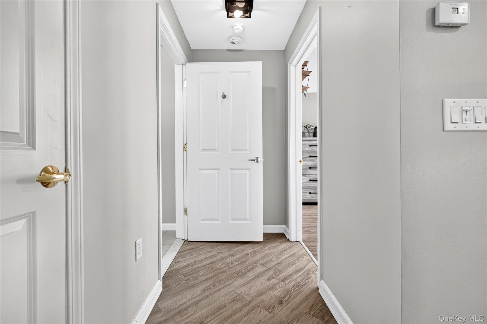 1121 Round Pointe Drive thumbnail 24