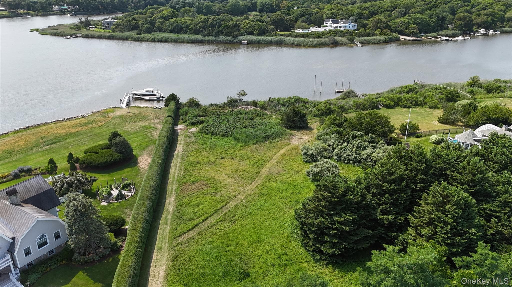 61 S Bay Avenue, Eastport