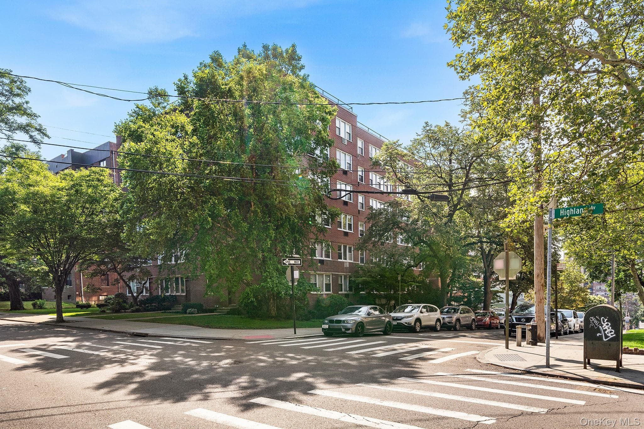 87-15 165th Street Unit: 5E thumbnail 2